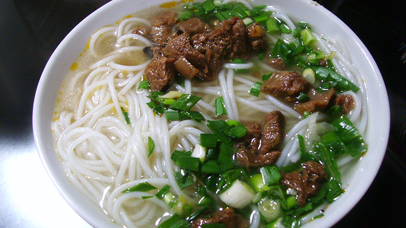 Bridge-Crossing Rice Noodles