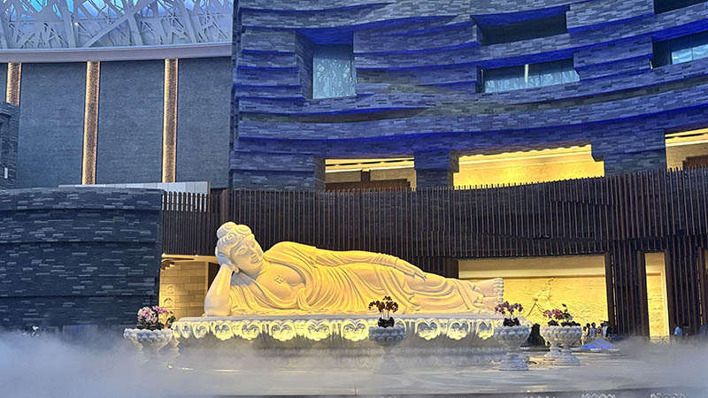 The Foding palace in Niushoushan park