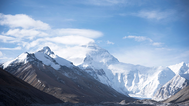 Snowy peaks of Mount Everest in Tibet