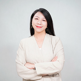 Senior Travel Expert