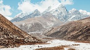 Mt. Everest Base Camp Travel Guide for Ordinary Tourists