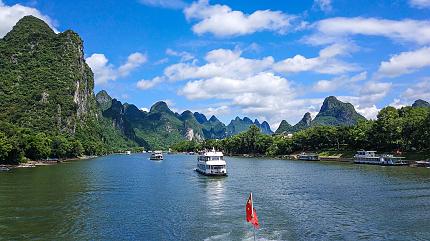 Cycle around the Countryside of Yangshuo