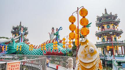 Spring and Autumn Pavilion, Kaohsiung