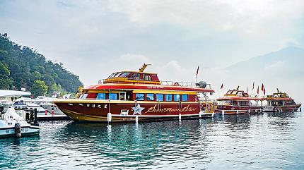 Boat Tour on the Sun Moon Lake
